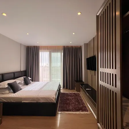 Coastline Luxury * Golem (Tirana)