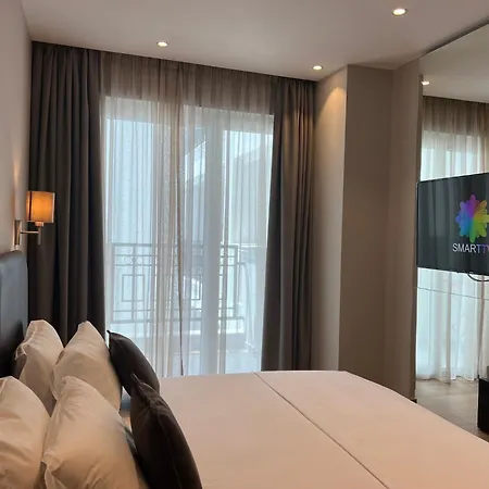 Coastline Luxury Golem (Tirana)