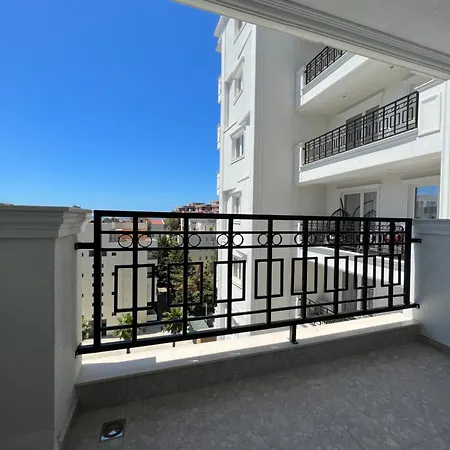 Coastline Luxury 4*
