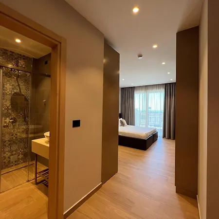 아파트호텔 Coastline Luxury 골렘