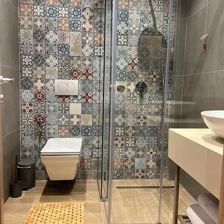 Coastline Luxury 아파트호텔