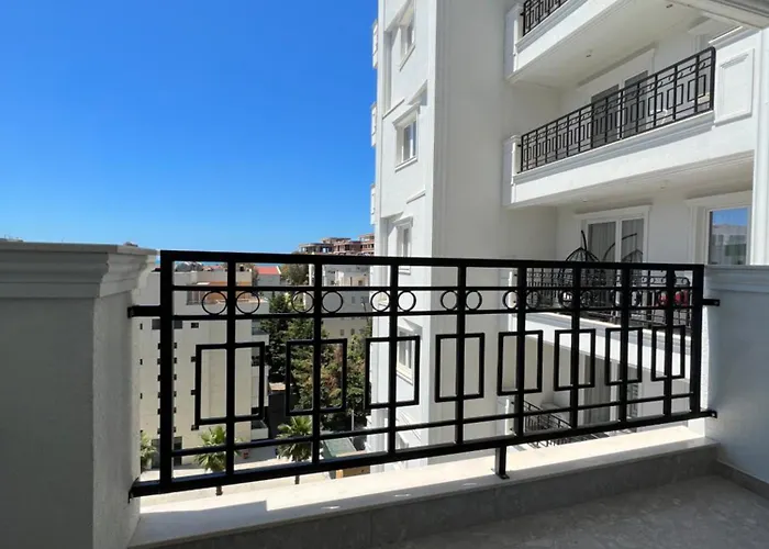 Coastline Luxury 4*