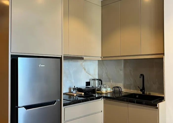 Coastline Luxury Lägenhetshotell Golem (Tirana)