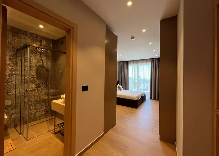 Lägenhetshotell Coastline Luxury Golem (Tirana)